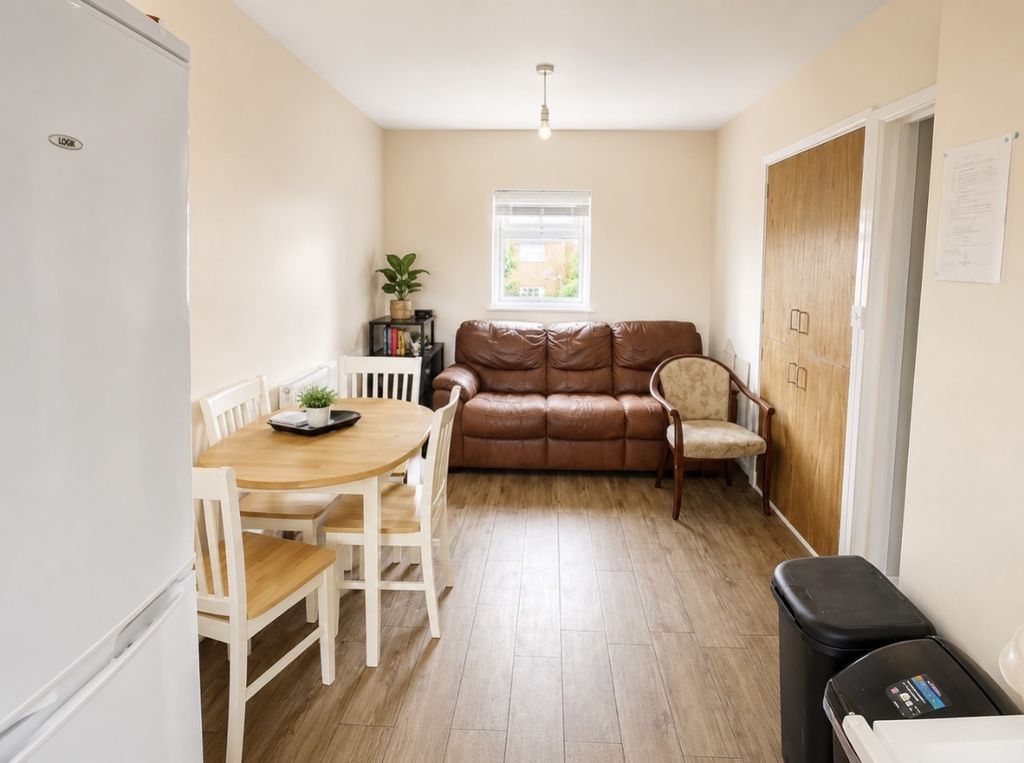 Property photo 1 of 6 Img_0506