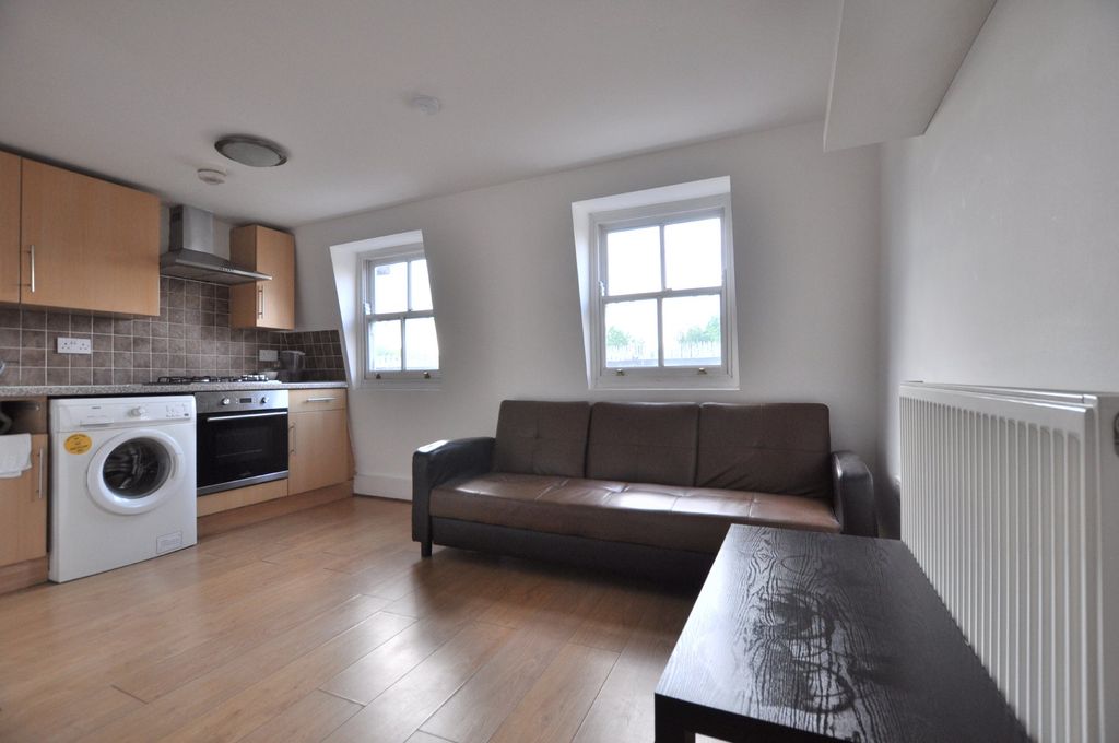 Property photo 3 of 5