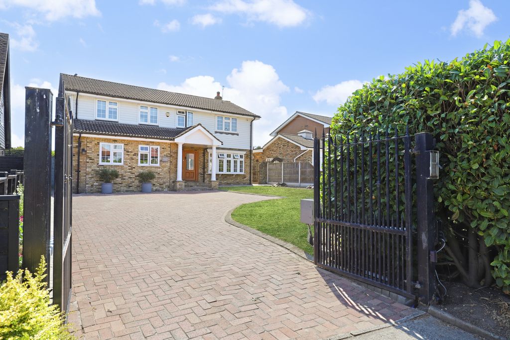 Property photo 2 of 38 Photo 38