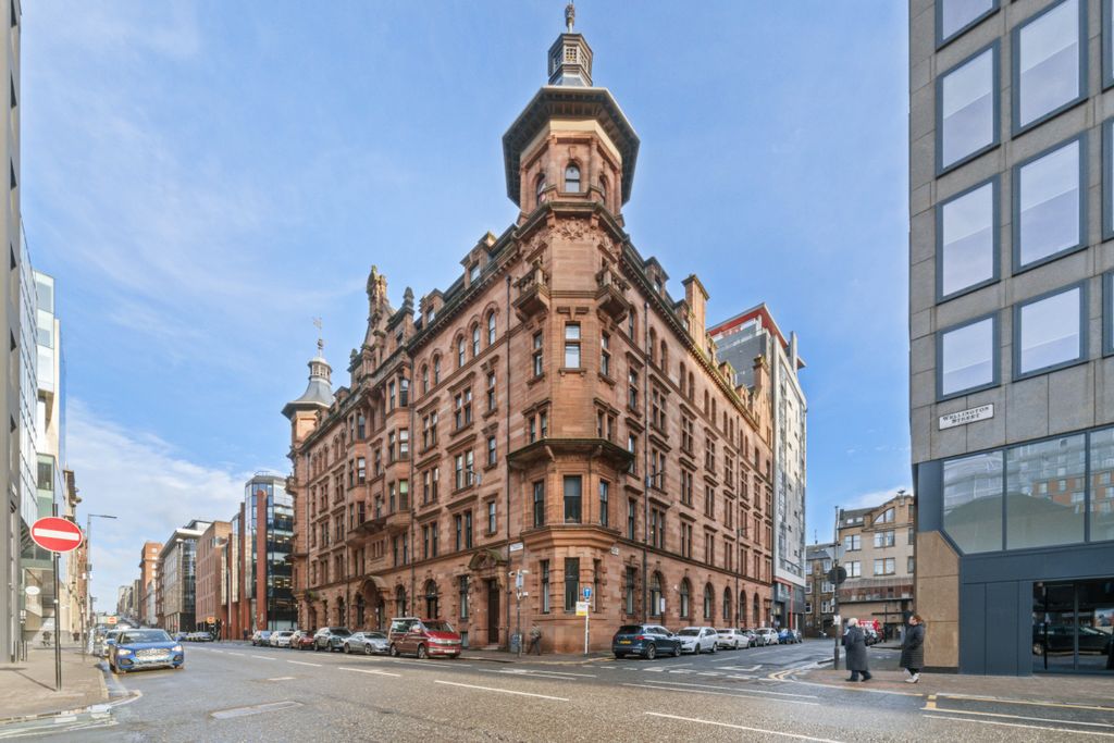 Property photo 1 of 20 Dsc02890