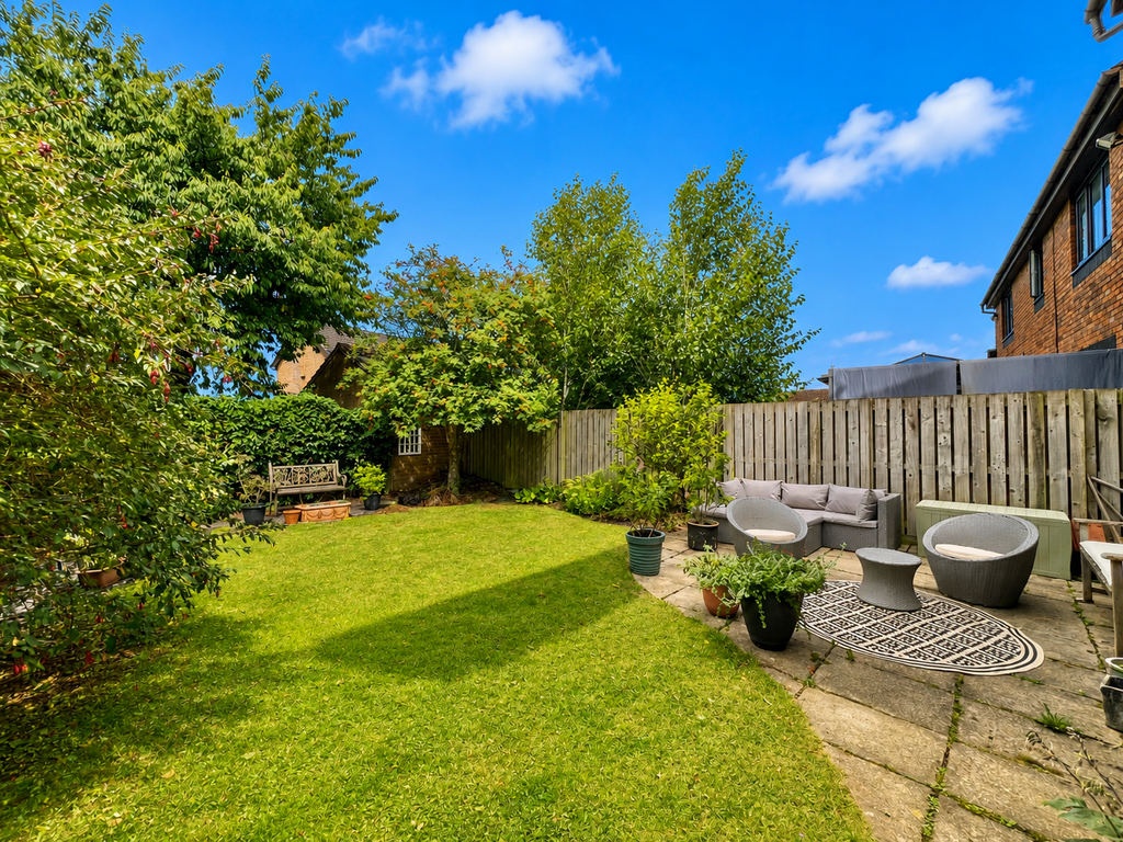 Property photo 2 of 23