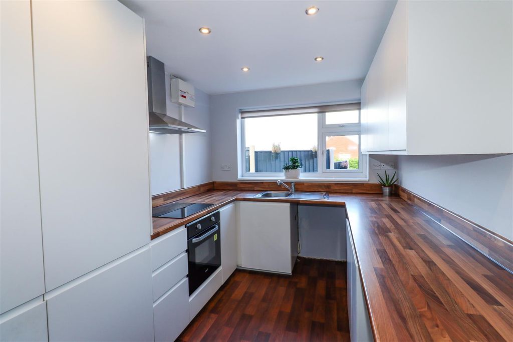 Property photo 2 of 24 Img_9282.Jpg