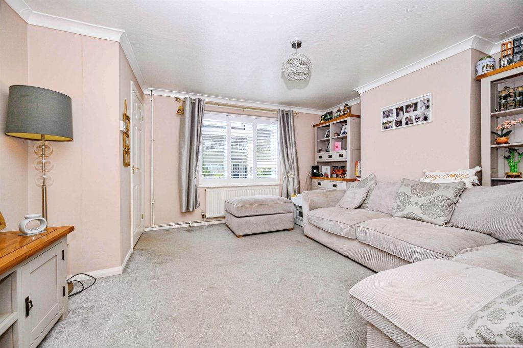 Property photo 2 of 19