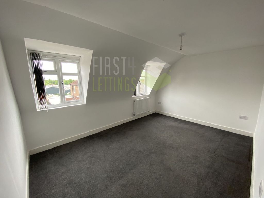 Property photo 2 of 8 Photo 7