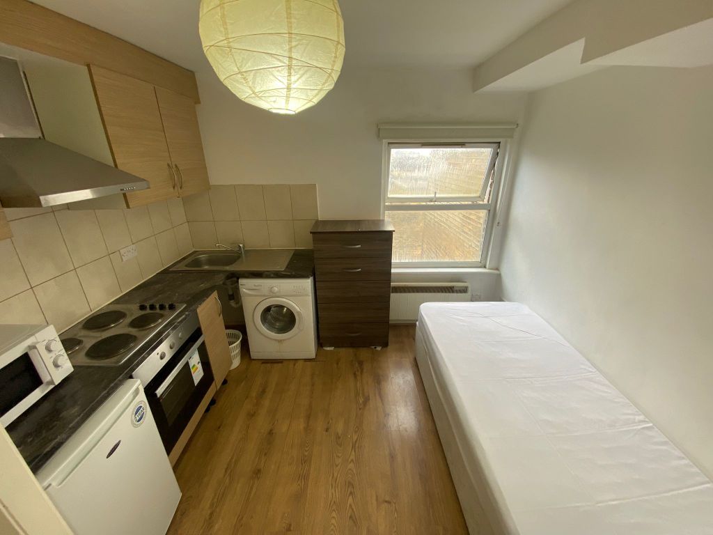 Property photo 1 of 5