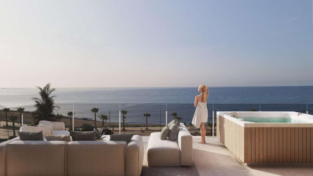 Property photo 1 of 10 Luxury Seafront Apartments In Villajoyosa With Panoramic Mediterranean Views