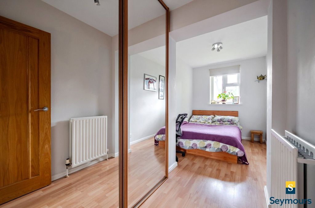 Additional image 13 of 3 bed semi-detached house for saleGuildford, Surrey GU1
