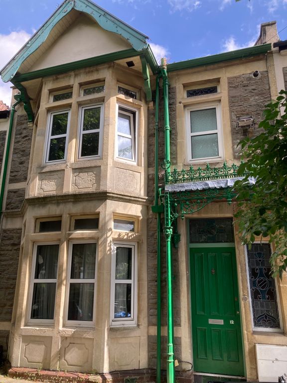 Property photo 1 of 11