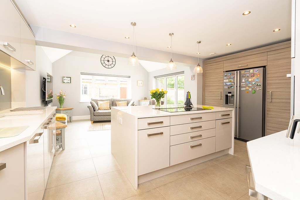 Property photo 3 of 20 Kitch Family 3.Jpg
