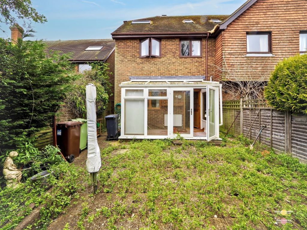 Property photo 3 of 18