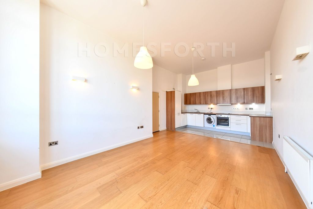 Property photo 2 of 19 Photo 21