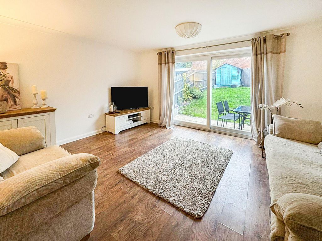 Property photo 3 of 11