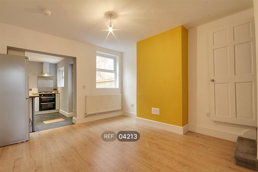 Property photo 3 of 9 Dining Room