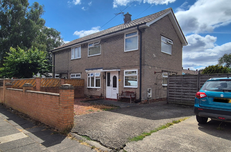 Property photo 1 of 8
