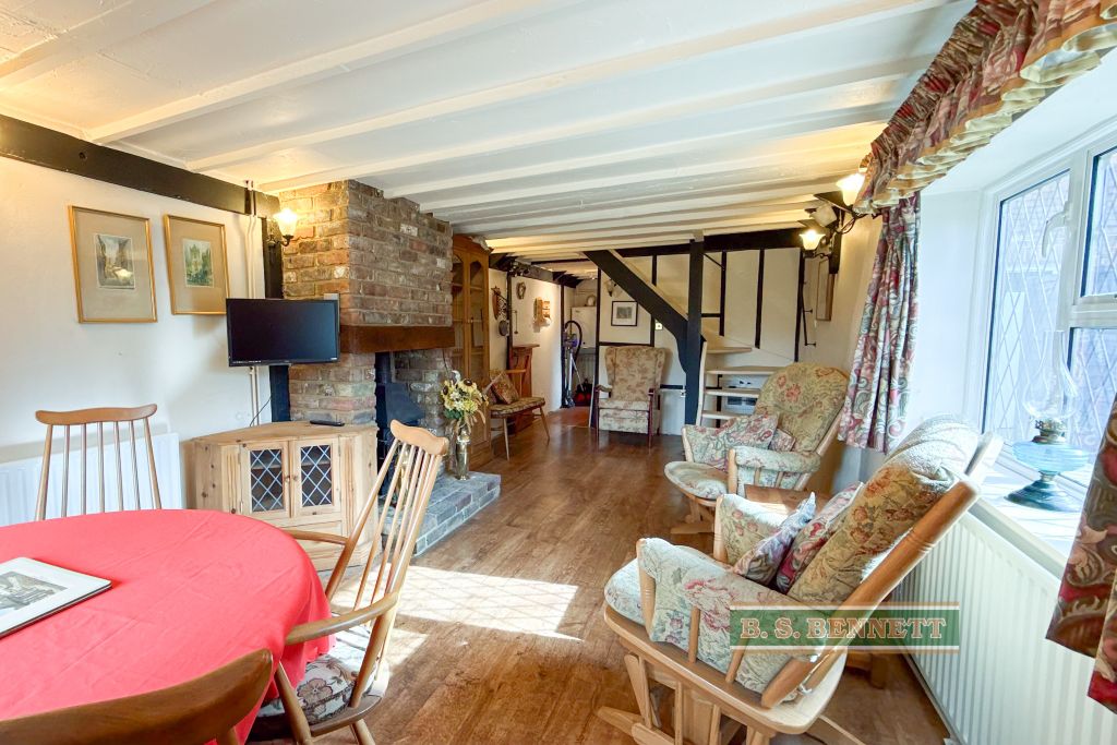 Property photo 2 of 15 Sitting Room