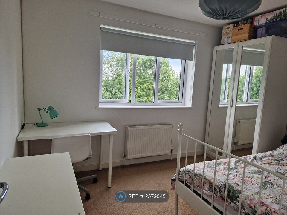 Property photo 2 of 4