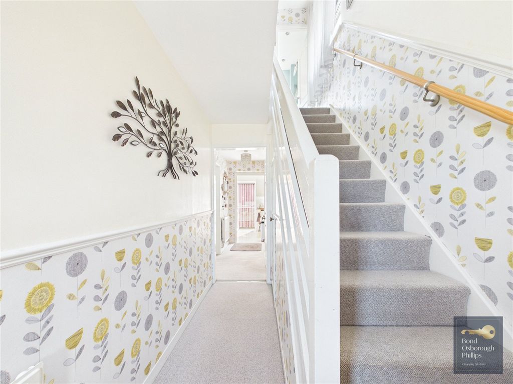 Property photo 3 of 28 Picture No. 55