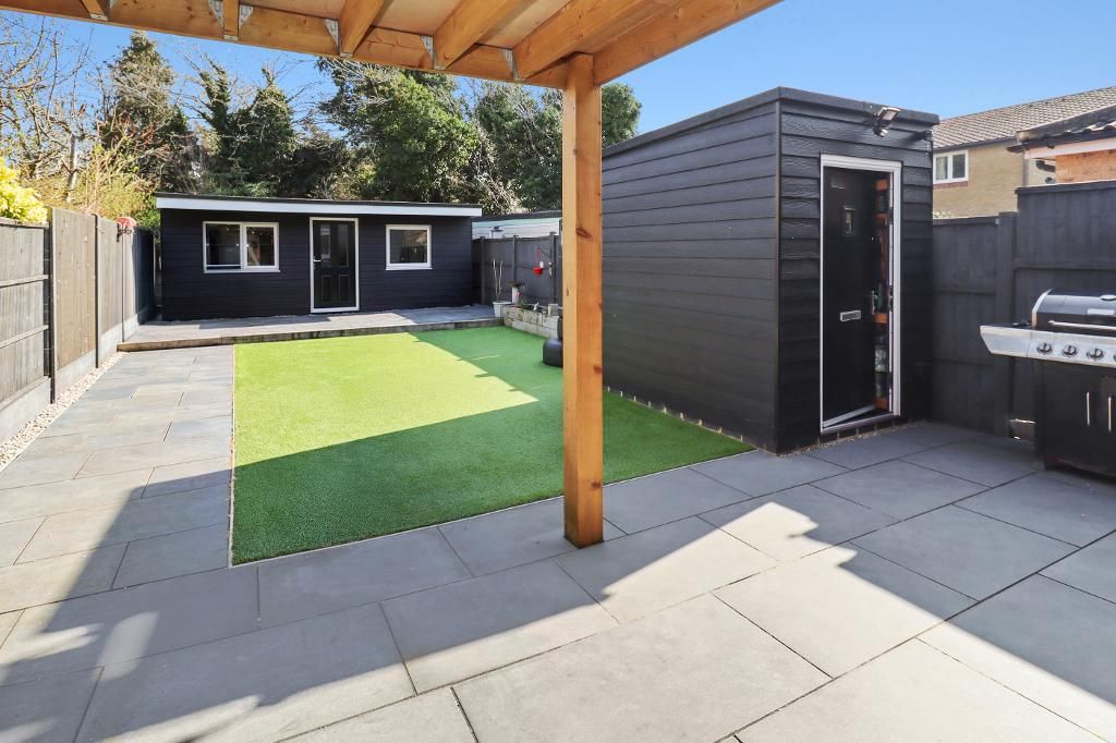 Property photo 3 of 16 Photo 3