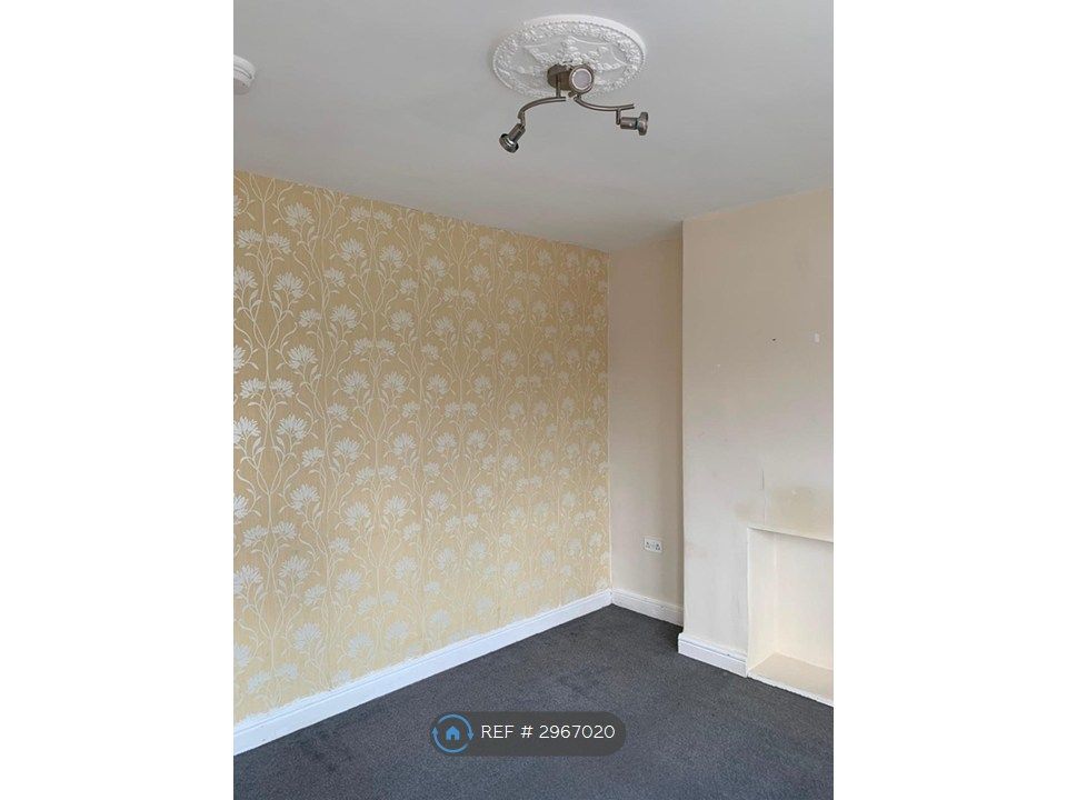 Property photo 3 of 24