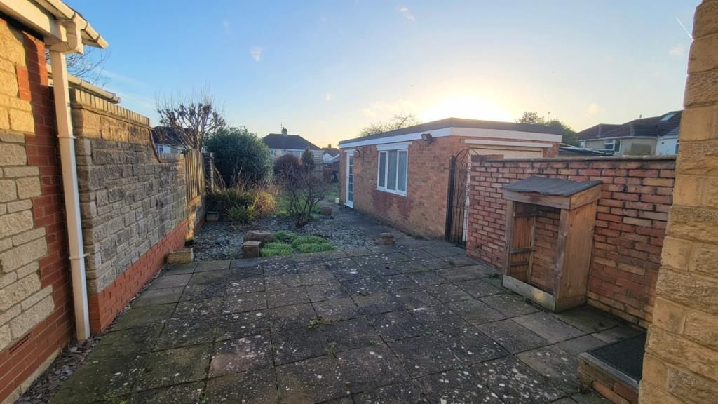 Property photo 2 of 8 Garden