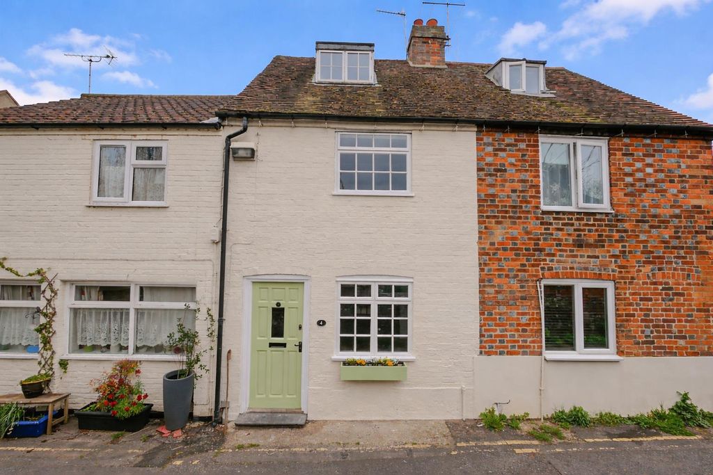 Property photo 1 of 14 Approach