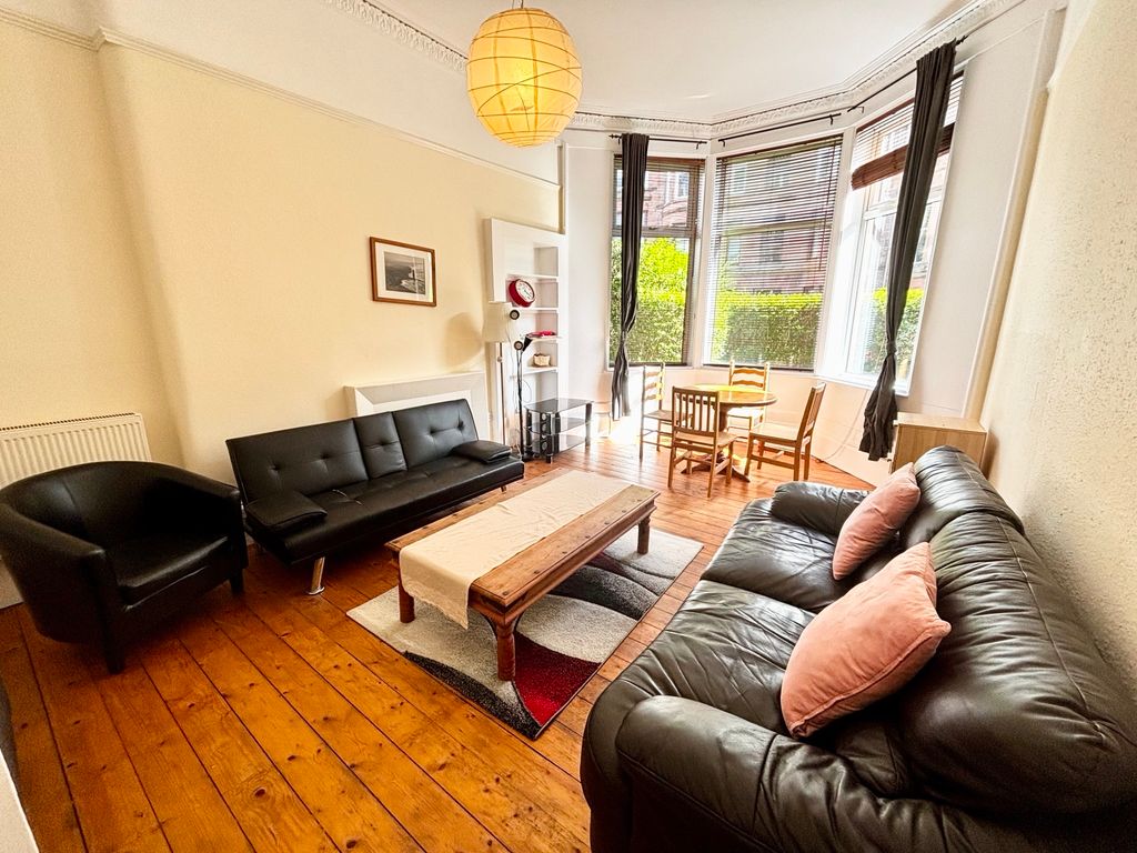 Property photo 2 of 27