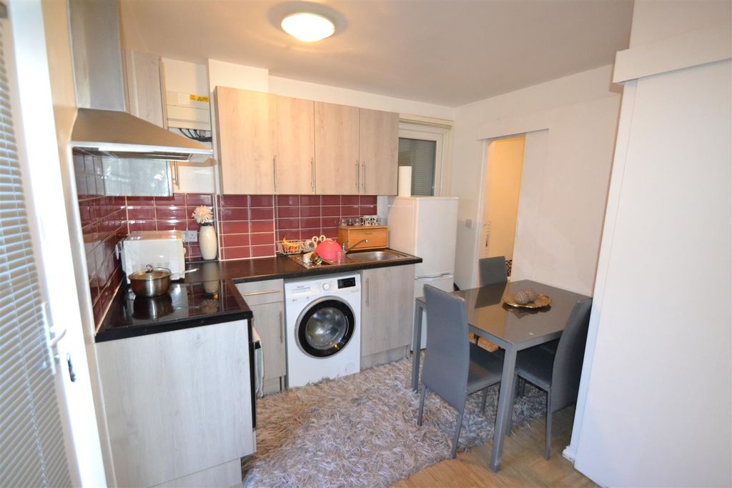Additional image 9 of 5 bed end terrace house for saleLodge Avenue, Dagenham RM8