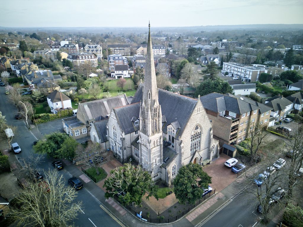 Property photo 1 of 40