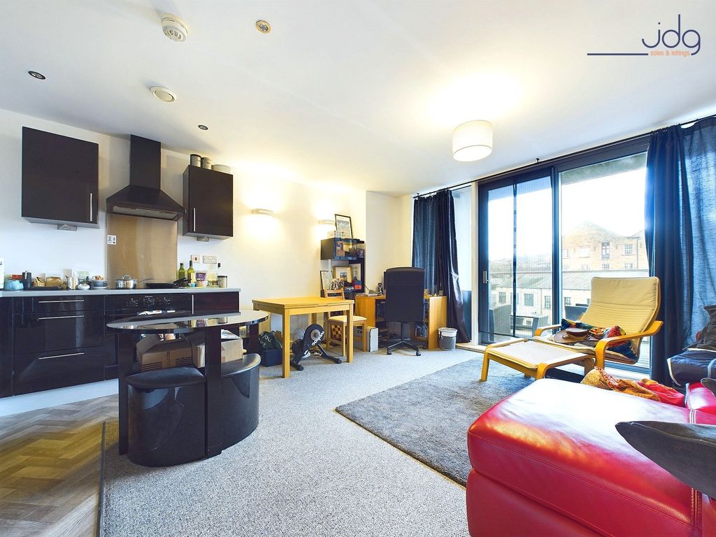 Property photo 3 of 10 Open Plan Kitchen &amp; Living Area