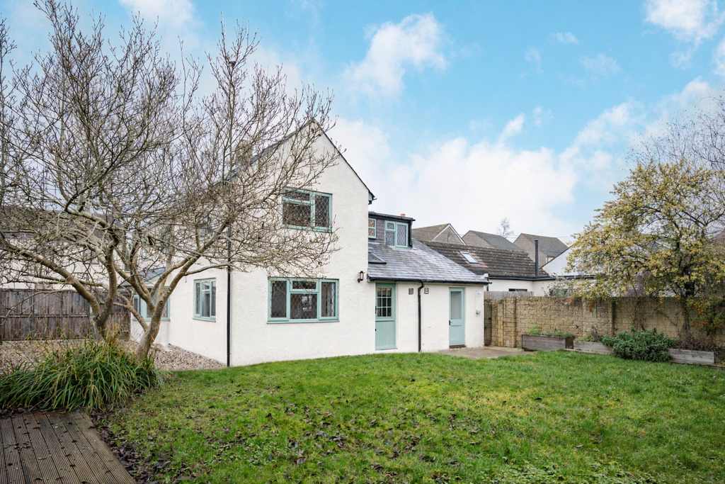 Property photo 1 of 31