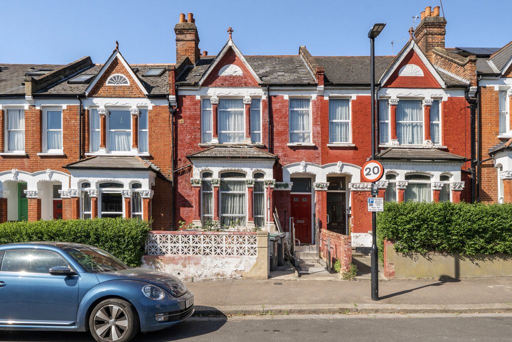 Property photo 1 of 11 1450216-2-69F46F1...