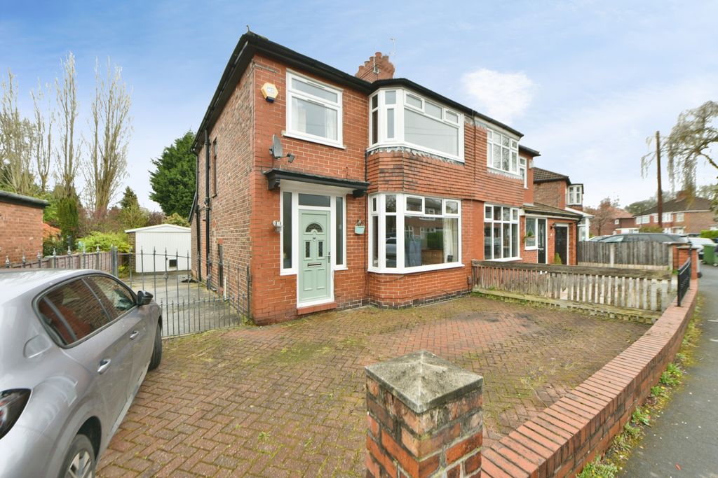 Property photo 1 of 20 Bob_7555