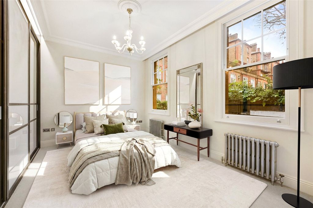 Property photo 3 of 11 Bedroom