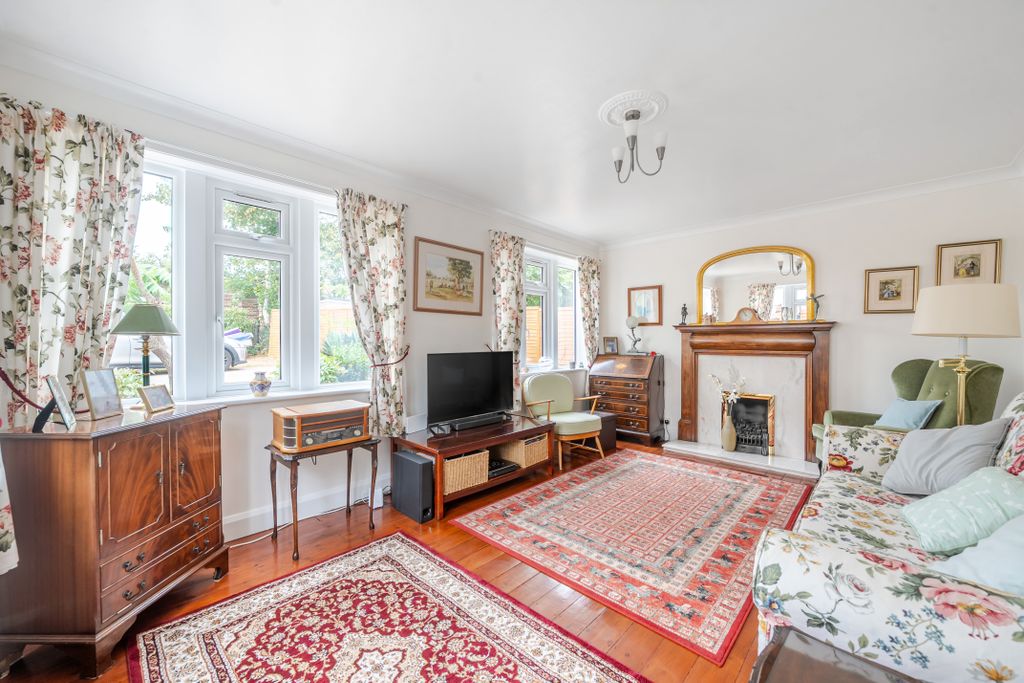 Property photo 3 of 17
