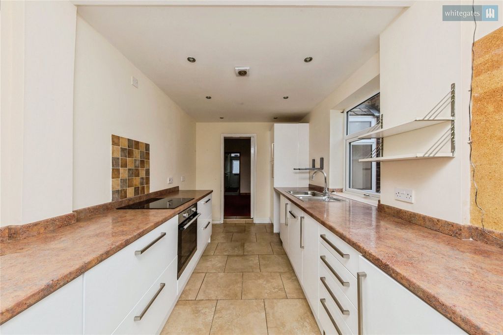 Property photo 2 of 18 Picture No. 07