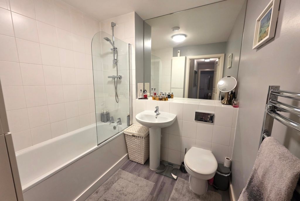Property photo 3 of 25
