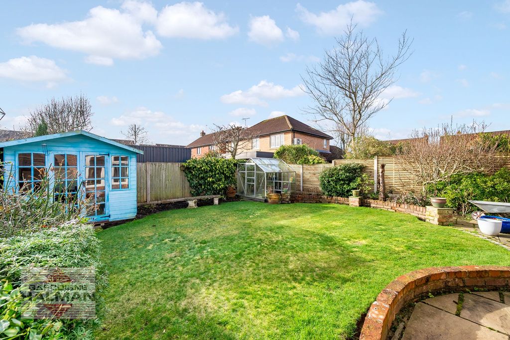 Property photo 2 of 21