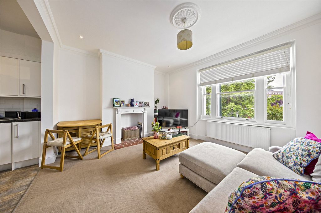 Property photo 3 of 7 Picture No. 29