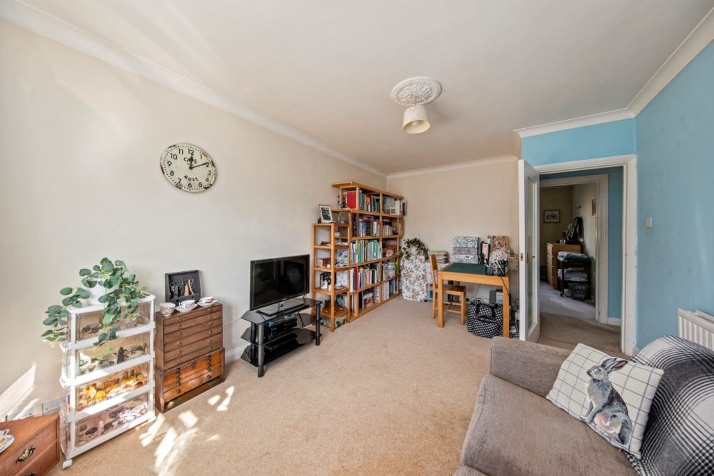Property photo 3 of 5