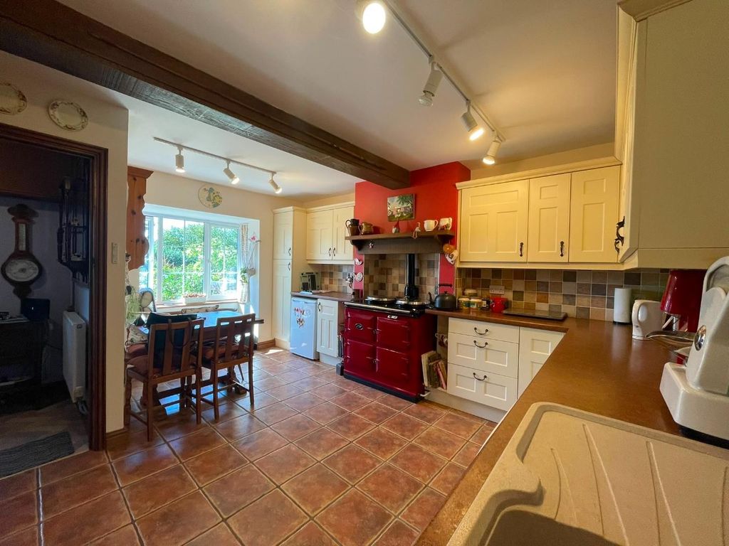 Property photo 2 of 26 Vnua7602.Jpg