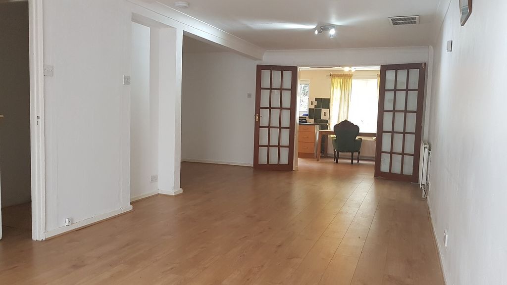 Property photo 2 of 10 Gallery