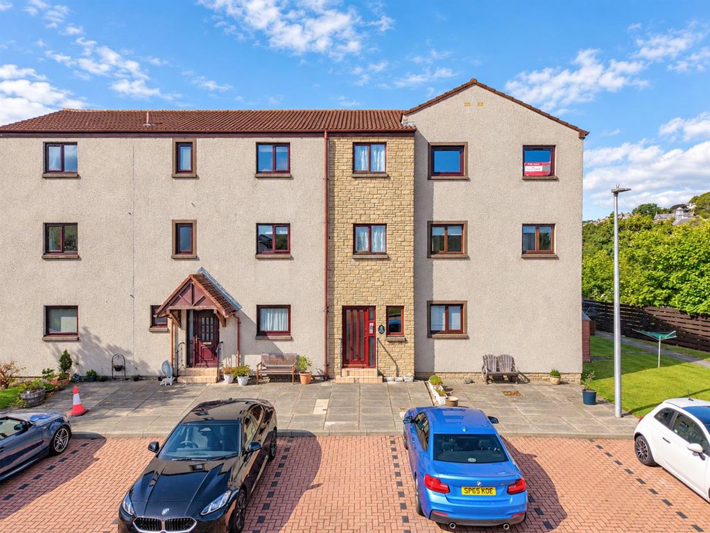 Property photo 1 of 20 16 Cross Street Bf New-1.Jpg