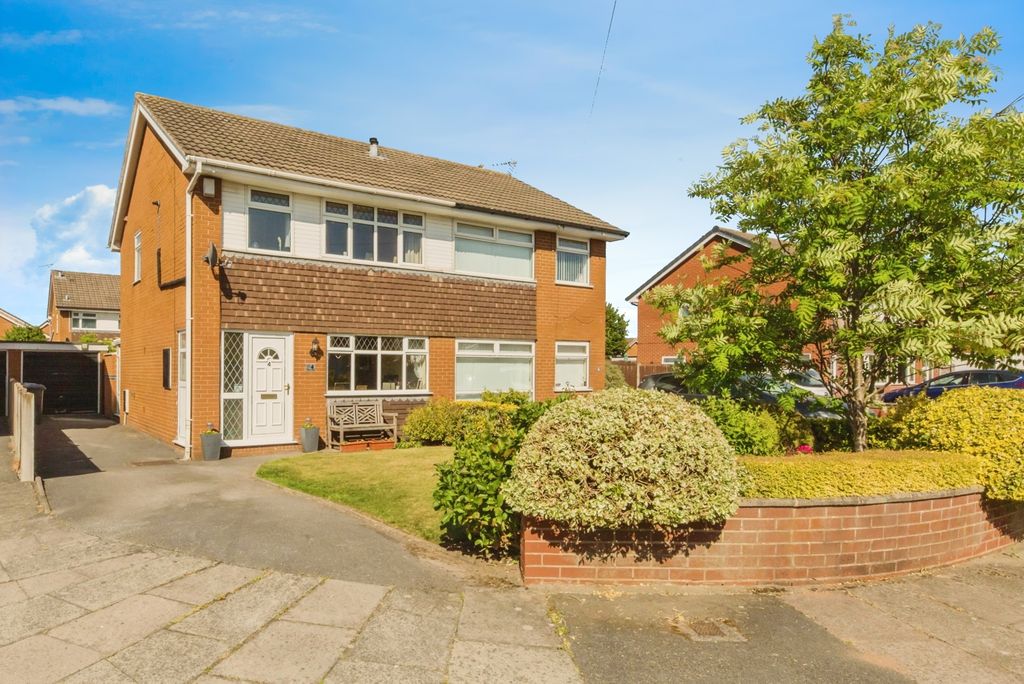 Property photo 2 of 17 Photo