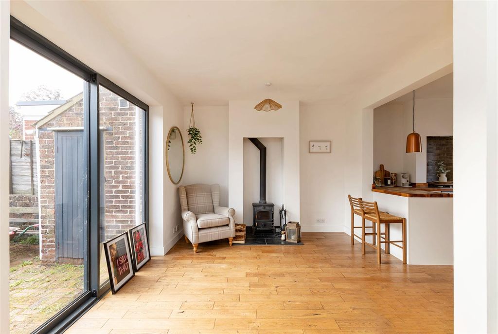 Property photo 2 of 26 Img_0336.Jpg