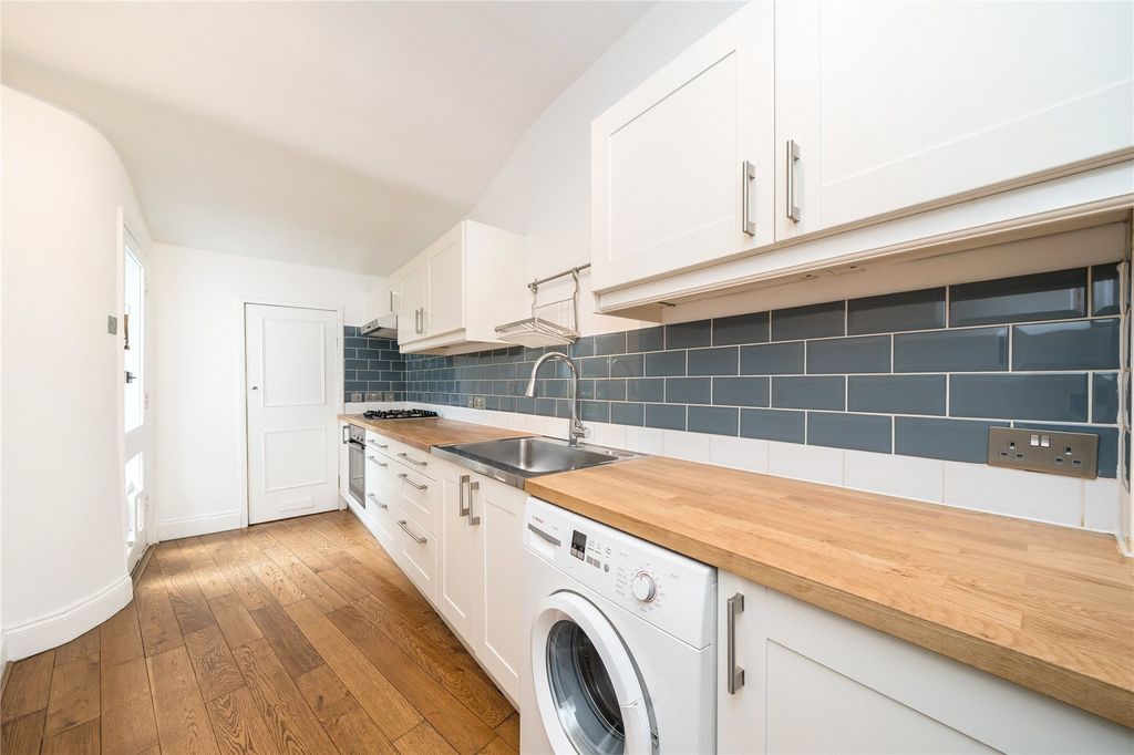 Property photo 2 of 14 Kitchen