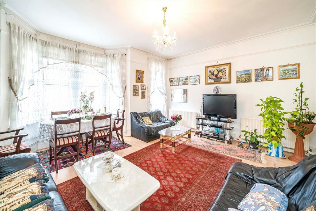 Property photo 2 of 4