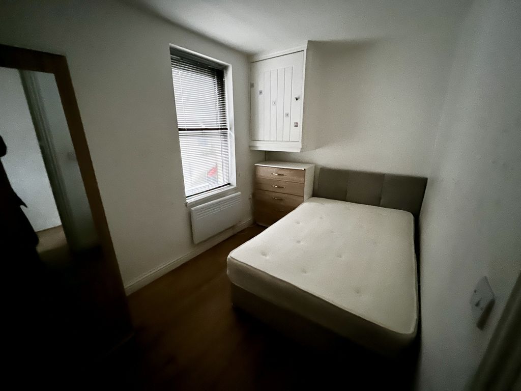 Property photo 3 of 5 Gallery