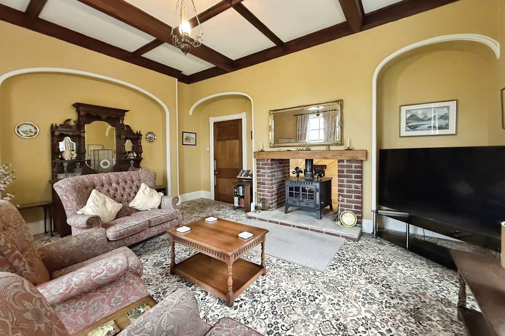 Property photo 3 of 25 Sitting Room