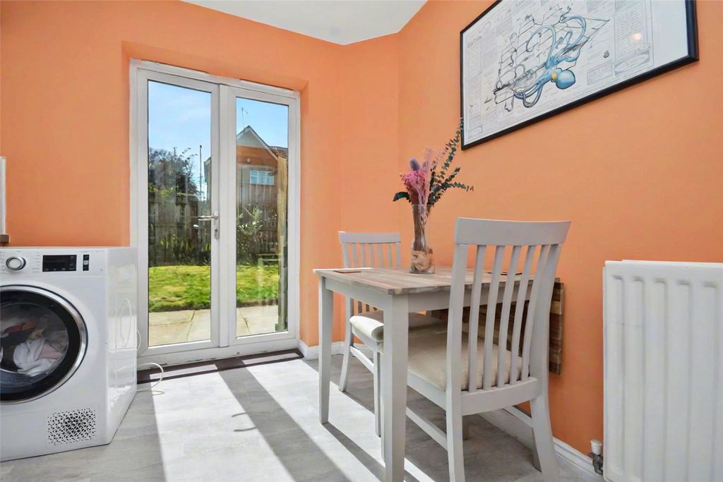 Property photo 3 of 15 Picture No. 25