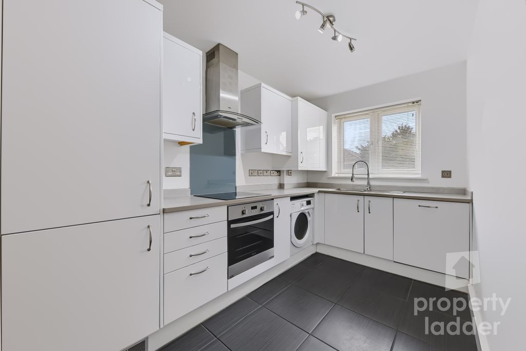Property photo 3 of 20 Pl-9